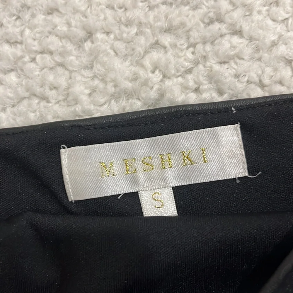 Meshki S Straight neck Black Leather Crop Tank Top - Picture 2 of 3